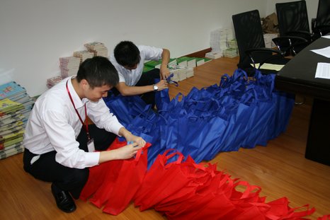 20101029154346352